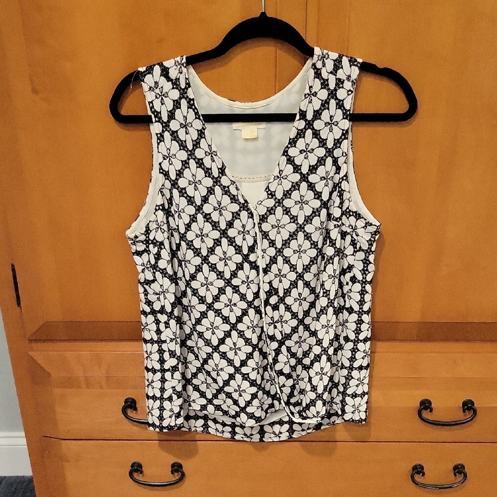 Maeve Anthropologie Black and White Floral Tank Top Size 6